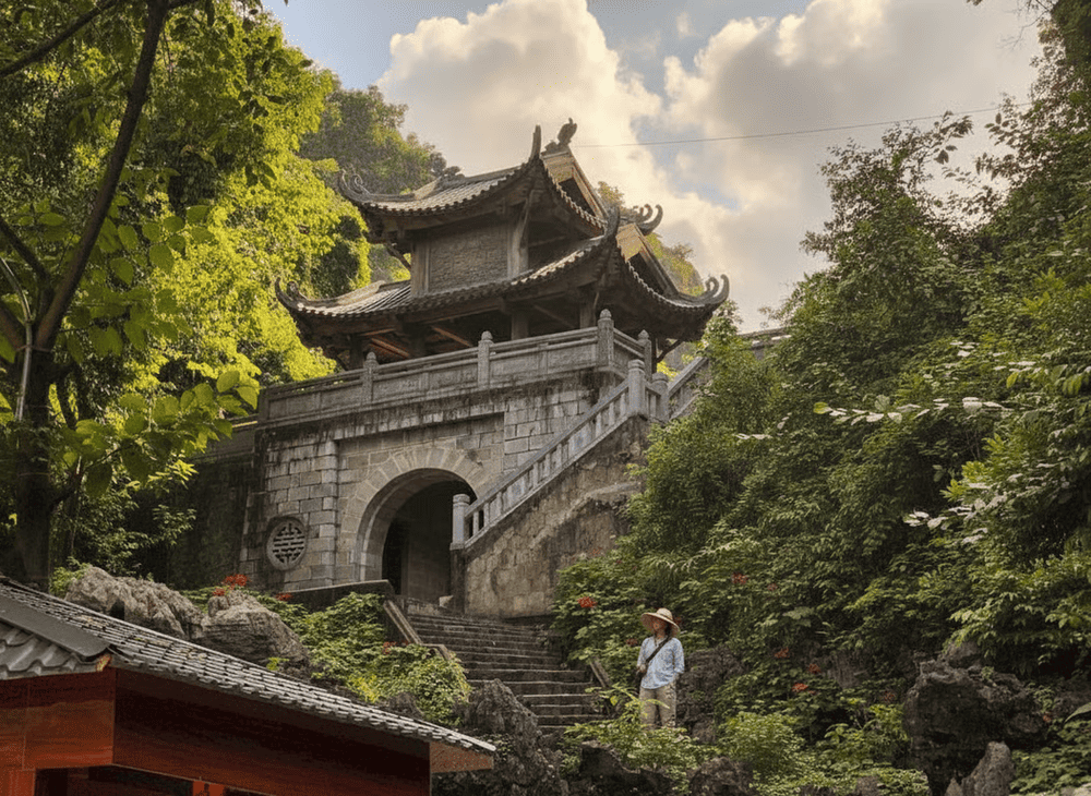 A white outfit will make you shine beautifully in every photo at Am Tien Cave